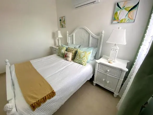 아파트 Beautiful Condo , 2Bdr, 10 Min Driving From The Airport And Beach By Car 푼타 카나