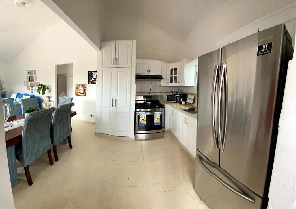 Beautiful Condo , 2Bdr, 10 Min Driving From The Airport And Beach By Car 푼타 카나 아파트